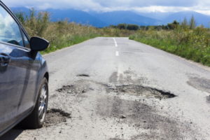 how to make a pothole injury claim